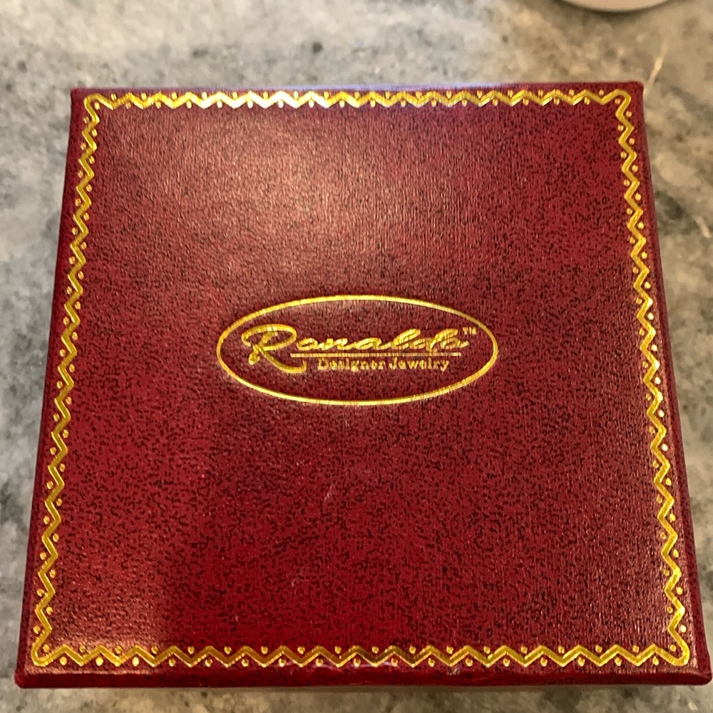 Ronaldo “Remembrance” bracelet. Size 7 1/2” black onyx stone